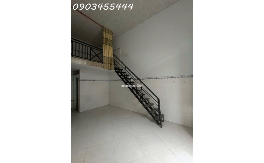 Nhà Tân Đông Hiệp Dĩ An ngang 5m ô tô tận cửa, 30m2, 1 trệt 1 lửng, 1.1 tỷ